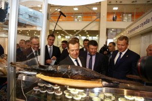 На выставке «Золотая осень – 2018» Дмитрий Медведев оценил продукцию астраханских аграриев