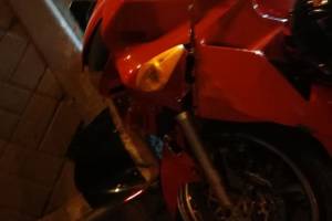 В Астрахани автоледи на иномарке врезалась в мотоциклиста