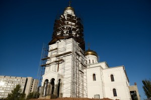 Куранты на колокольне строящегося в Астрахани храма будут играть мелодию Чайковского