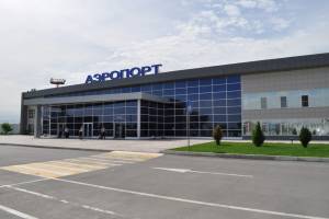 Астраханский аэропорт могут назвать в честь Максаковой или Тредиаковского