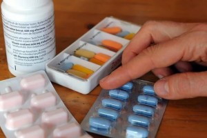Астраханка организовала в городе канал поставки контрафактных лекарств для лечения гепатита