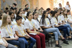 Школьники Астраханской области могут получать гранты уже с 14 лет