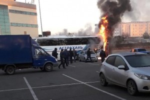 В Краснодаре сгорел автобус из Астрахани