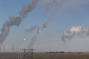 Появилось видео запусков зенитных ракет на полигоне Ашулук в Астраханской области