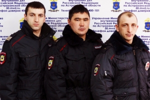 Астраханские полицейские по «горячим следам» задержали мужчину, совершившего разбойное нападение на магазин