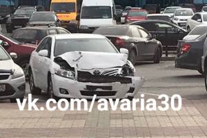 В Астрахани сфотографировали автомобиль, который вызвал живой интерес у горожан