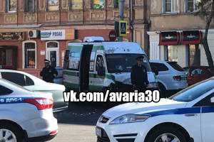 Пять человек пострадали в жестком ДТП с маршруткой в центре Астрахани