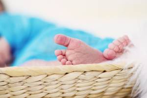 Новорожденных можно будет зарегистрировать в роддомах Астрахани