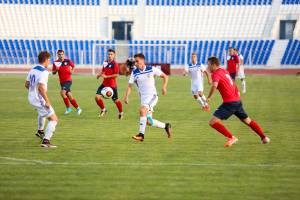 Астраханский «Волгарь» выиграл пятый матч благодаря голу защитника
