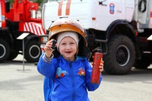 По сбору гуманитарной помощи детям юго-восточных районов Донецкой и Луганской народных республик