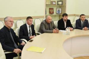 Комиссия по отбору сити-менеджера Астрахани не определилась с кандидатами