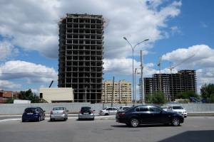 Астраханская строительная отрасль продолжает хромать, но…
