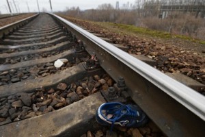 Астраханца насмерть сбил грузовой поезд
