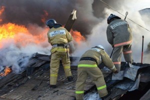 В Астраханской области за сутки сгорели две бани и квартира