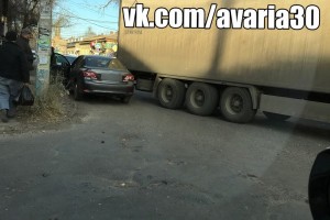В Астраханской области сегодня произошли три аварии с фурами и грузовиком