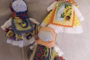 Астраханцев приглашают на мастер-класс по изготовлению кукол-хороводниц