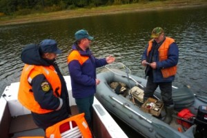 Охотникам и рыболовам Астраханской области напомнили о правилах поведения на воде