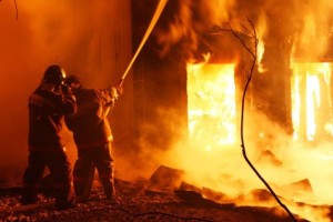 В Астраханской области за сутки ликвидировали семь пожаров