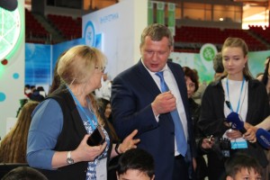 Врио губернатора Астраханской области посетил проект профессиональных проб «Билет в будущее»