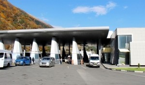 Военно-Грузинская дорога открыта с ограничениями для большегрузного автотранспорта