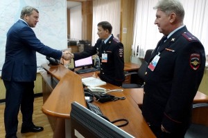 Глава региона Сергей Морозов познакомился с астраханской полицией