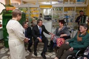 Сергей Морозов выслушал просьбы руководителей общественных организаций инвалидов и ветеранов
