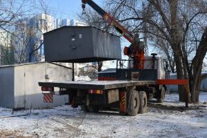 В Астрахани сносят незаконные гаражи