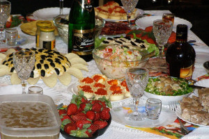 Диетолог Минздрава РФ разрешил россиянам есть всё на Новый год