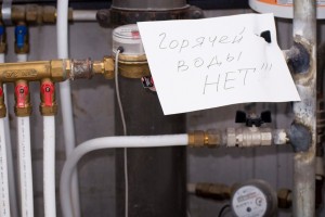 В Астрахани из-за ремонтных работ отключили отопление и горячую воду на ул Жилой