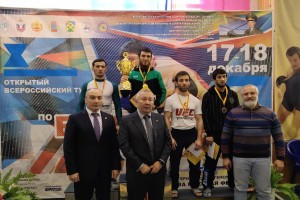 Астраханские спортсмены завоевали две медали на всероссийском турнире по вольной борьбе