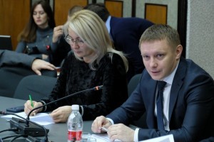 В Думе Астраханской области обсудили план противодействия коррупции