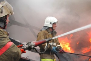 В Астраханской области за сутки произошло шесть пожаров, спасены 22 человека