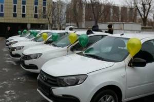 Астраханцам, получившим серьезные травмы на производстве, бесплатно выдали автомобили