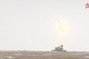 Минобороны опубликовало кадры боевых стрельб «Тор-М2У» в Астраханской области