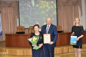 Глава администрации Астрахани поздравил с праздником активистов общественных и ветеранских организаций