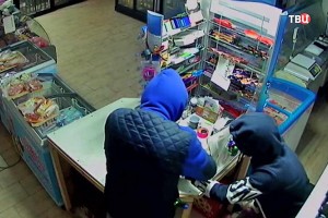 В Астрахани мужчина ограбил в Рождество продуктовый магазин