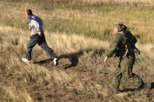 Житель Турции пытался скрыться от полиции в Казахстане, но астраханские пограничники его поймали