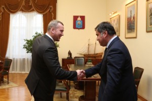 Сергей Морозов провёл первую рабочую встречу с новым руководителем СУ СК РФ по Астраханской области