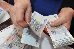 С 1 февраля социальные выплаты в России увеличат на 4,3%