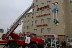 Пожарно-тактическое учение на здании гостиницы 