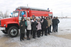 Спасателям из Харабалинского района вручили ключи от новой пожарной машины