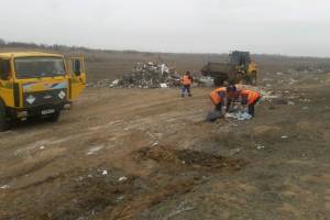 Астрахань очистят от 700 кубов мусора