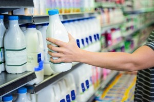 Ищите натуральную молочную продукцию в магазинах на особых полках