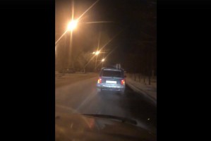 В Астрахани водитель «четвёрки» отрицает, что катал на крыше пьяного мужчину