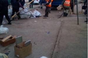 В Астрахани с Больших Исад вывезли машину мусора