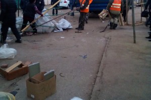 С рынка Большие Исады в Астрахани вывезли грузовик мусора