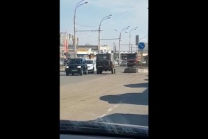 В Астрахани водитель УАЗа устроил беспредел на дороге