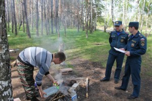 МЧС просит жителей Астраханской области соблюдать правила пожарной безопасности