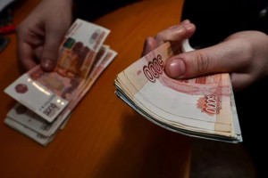 Житель Астраханской области обманул двоих военнослужащих на 750 тысяч рублей