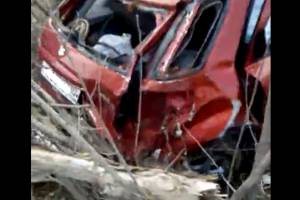 Страшная авария произошла на астраханской трассе: пострадал водитель